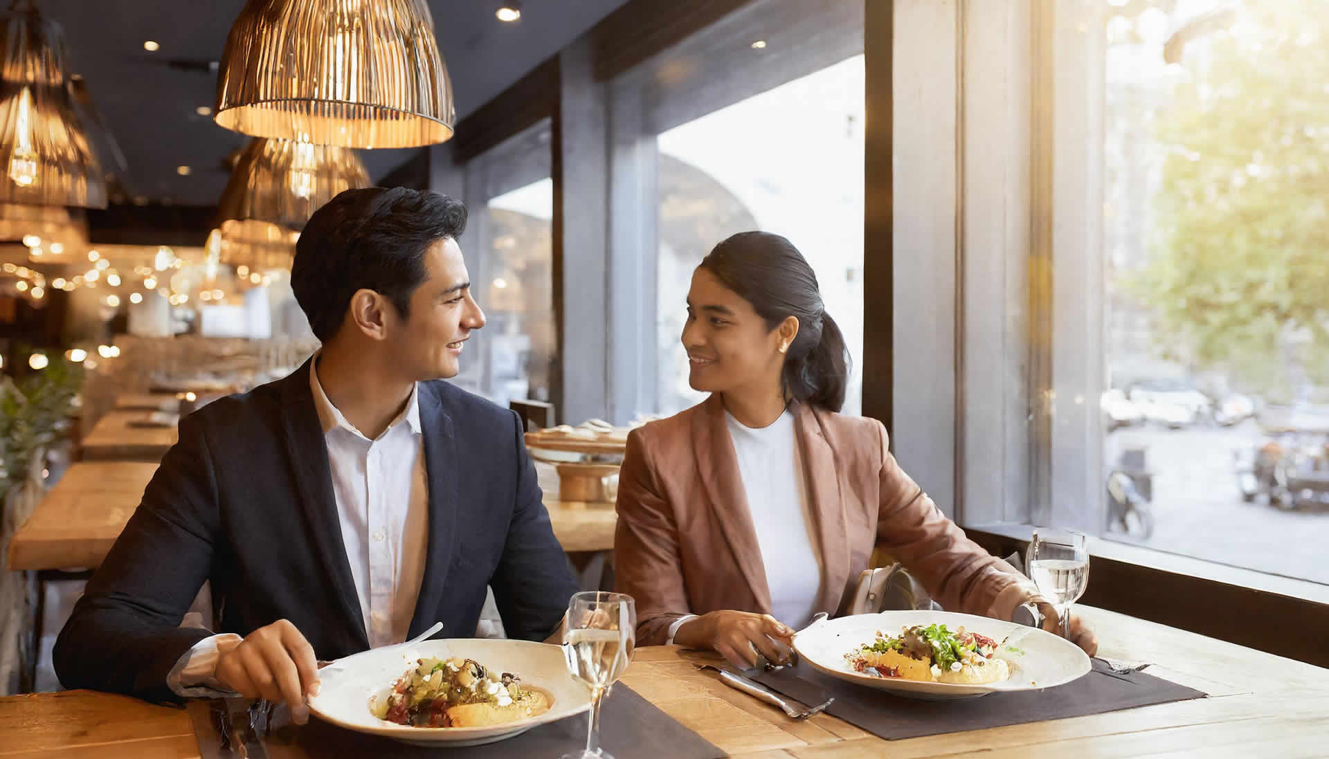 Cheating Partner or Spouse having an affair in a restuarant